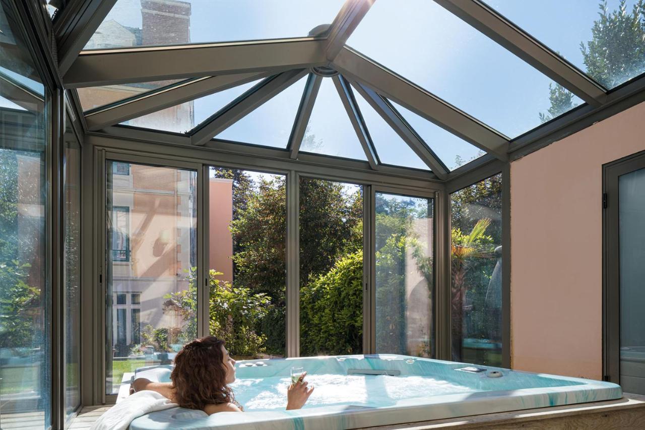 Hôtel Spa Thermalia Châtel-Guyon Exterior foto